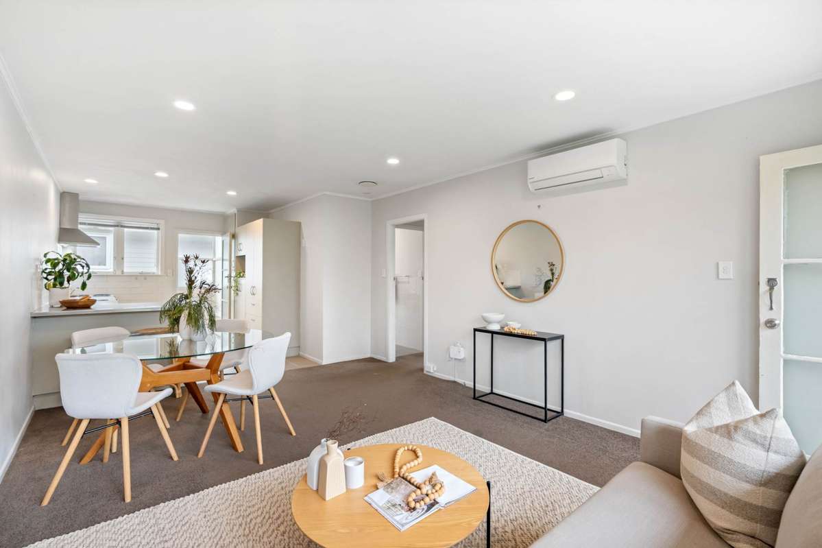 2/102 McLeod Road_0