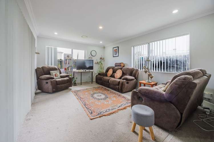 2/18 Maunu Road Papatoetoe_3