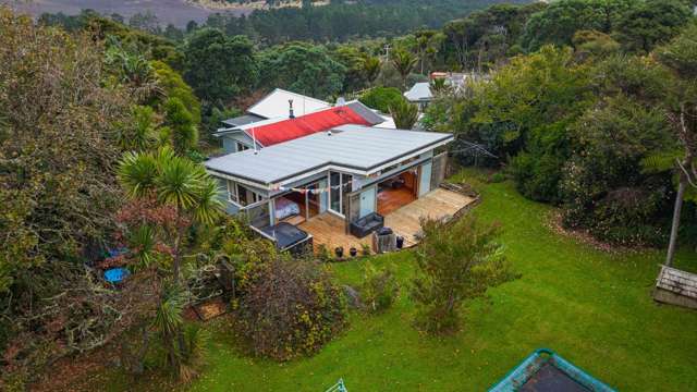 18 Tasman View Road Bethells Beach_4