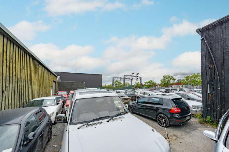 3/5 Rabone Street Henderson_12