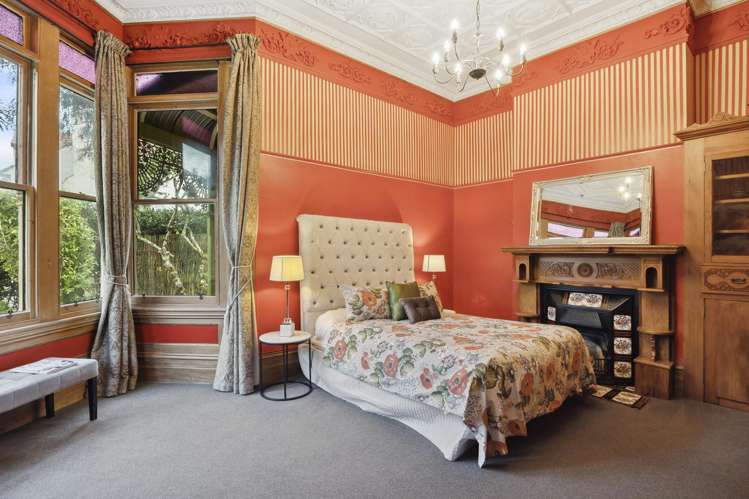 398 North Road North East Valley_10