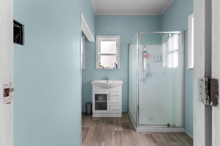 17 Robert Street Marton_7