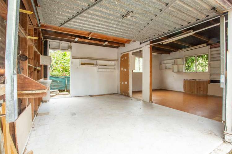 13 Trig Hill Road Onetangi_15