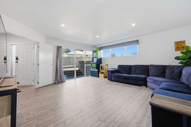 127 Ennis Avenue Pakuranga Heights_15