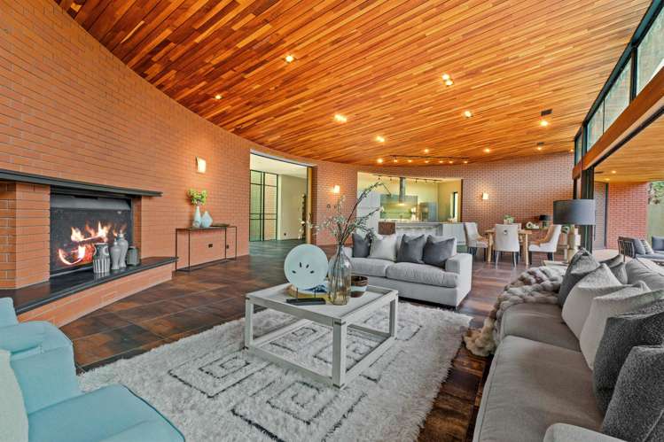 303 Matua Road_4