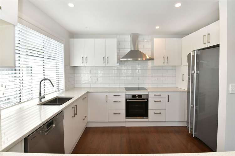 97 Voyager Drive Gulf Harbour_1