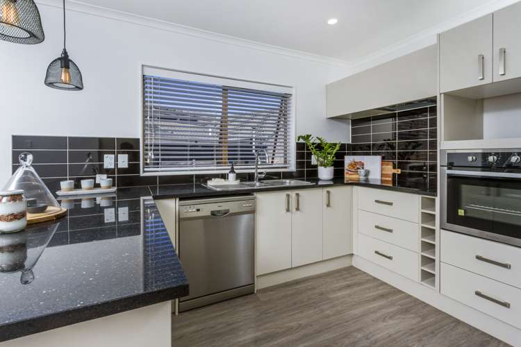 23a Beach Road Te Atatu Peninsula_10