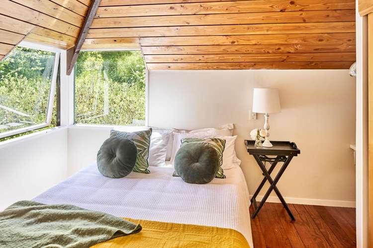 46 Gordon Road Plimmerton_17