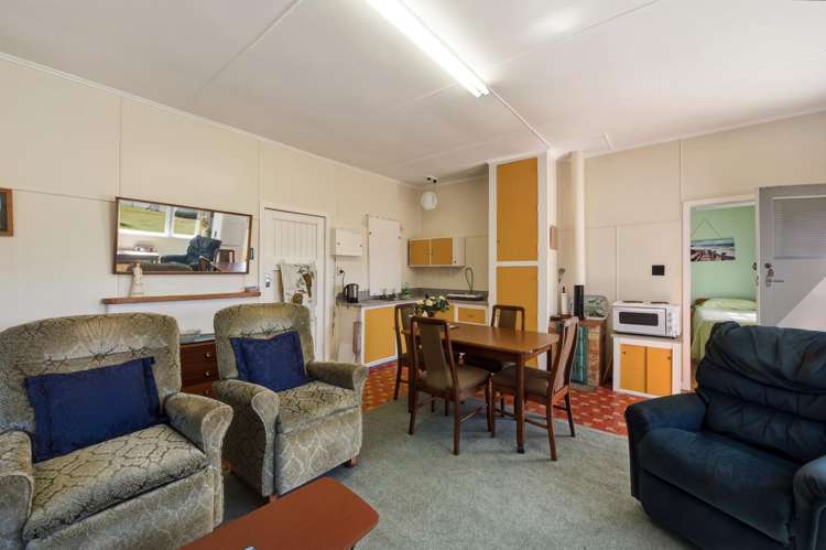 56 State Highway 1 Motuoapa_5