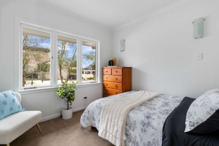 31 Williamson Avenue Belmont_11