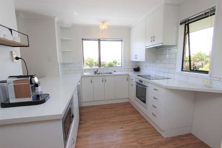 8 Avery Place Witherlea_3