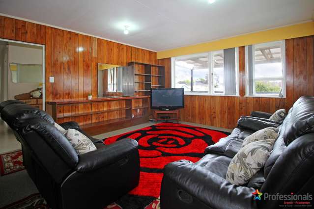 10 Balnoon Place Mangere East_4