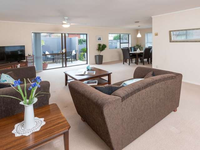 2/6 Gardenia Grove Half Moon Bay_1