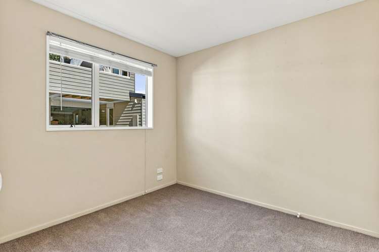 10/9 Cameron Street Sydenham_22