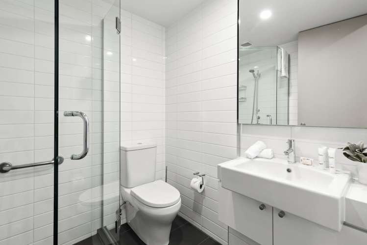 4/60 Hallenstein Street Queenstown_25