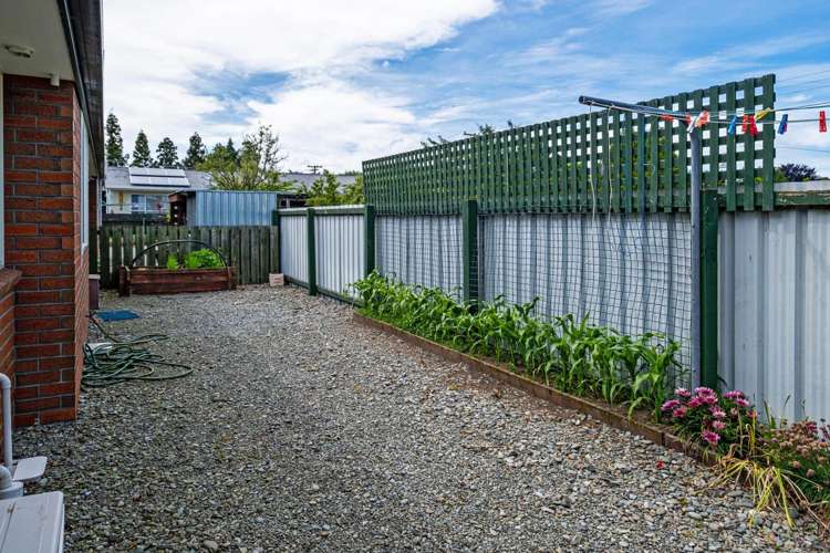 2/4 Studholme Street Temuka_9