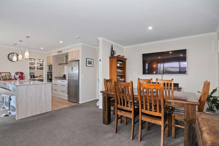 10 Carmello Grove Richmond_13