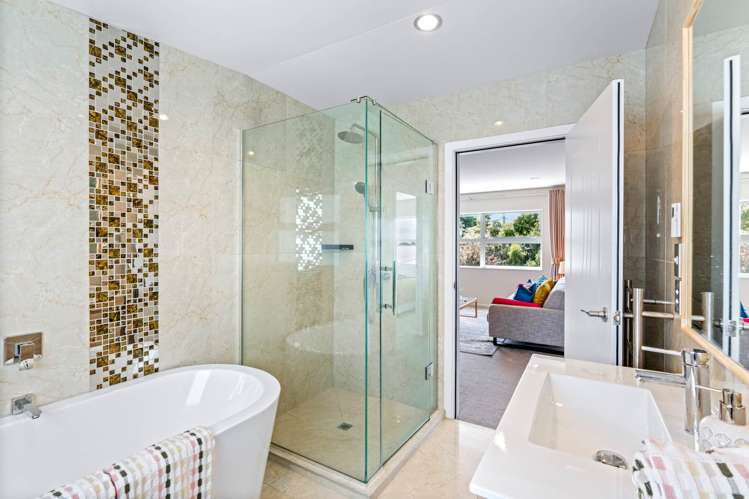 17 Limmer Place Browns Bay_12