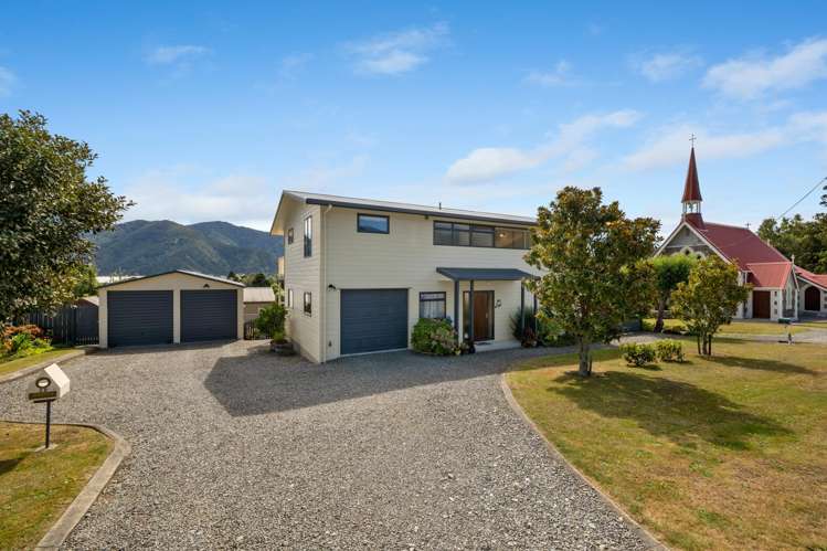 28 Lawrence Street_5