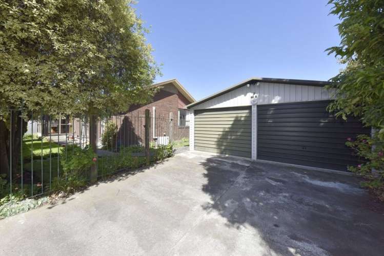 2/16B Ward Street Addington_1