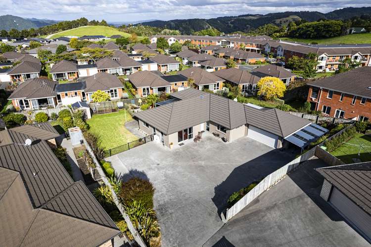 22 Conifer Grove Kamo_23