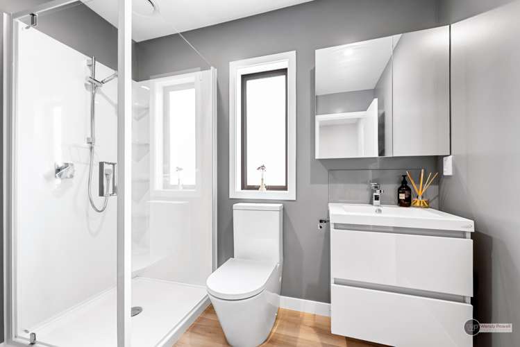 19 Ron Deal Way Epuni_11