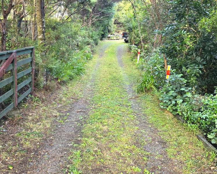 973 & 975 Tuateawa Road Little Bay_25