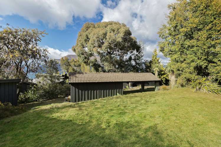 22 Lomond Crescent Queenstown_12