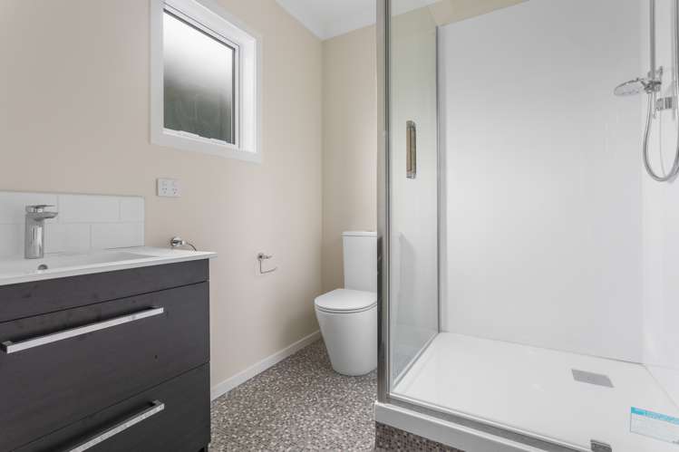 199 Paroa Road Coastlands_24