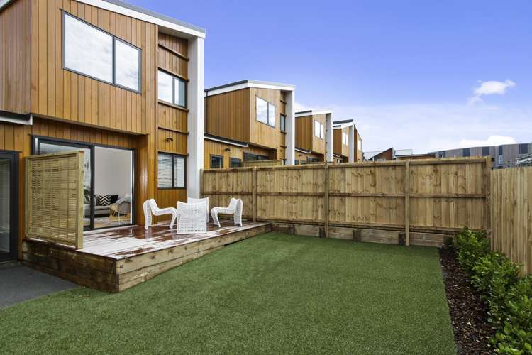 205 Jack Lachlan Drive Beachlands_10