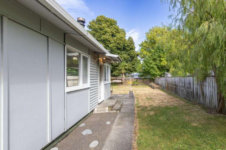 162 Te Rangitautahanga Road Turangi_16