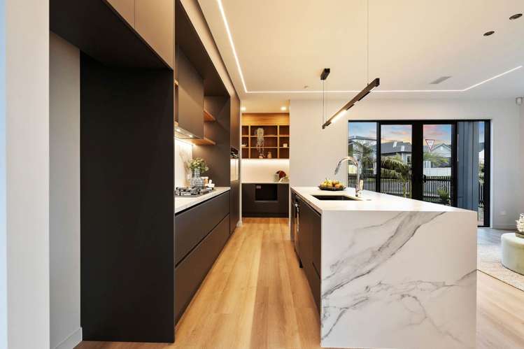 61 Tipu Crescent Wainui_13