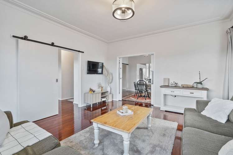 5a Mair Street Regent_11