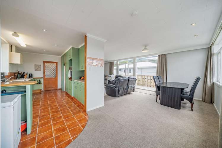 19a Karaka Street Wainuiomata_9
