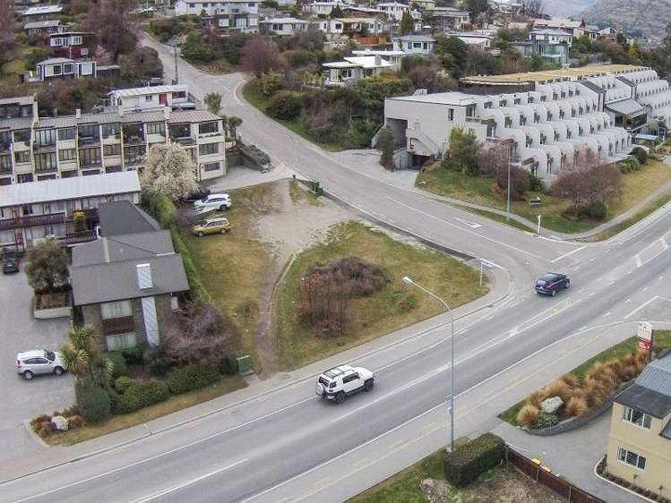 20 Suburb Street Queenstown_7