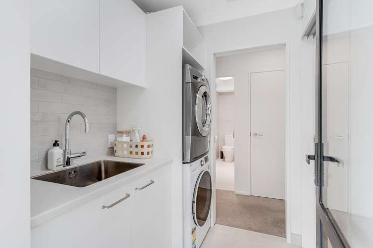 16b Cairngorm Place Highland Park_19