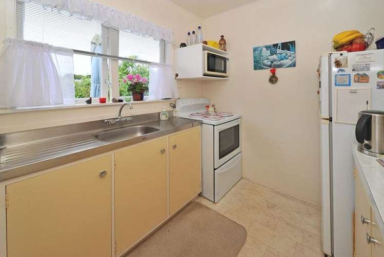 4/8 Hooker Place Papatoetoe_3