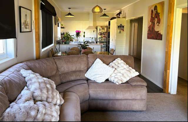 279 Mangapiko Street 11385_1