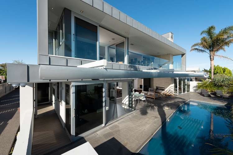 2/64 Harbour Drive Otumoetai_7