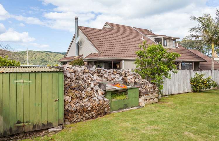 104 Awarua Place Whangamata_26