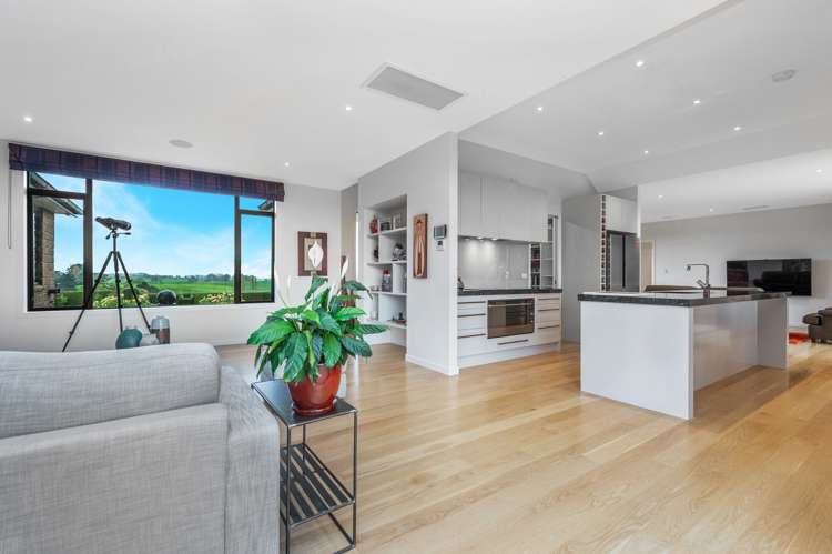 7 Windleborn Road Ngahinapouri_6