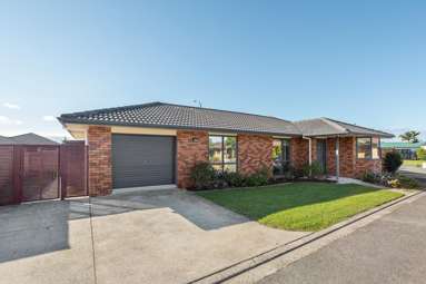 1/2 Mayfair Close_1