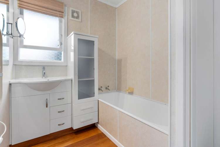 37 Hereford Street Te Atatu Peninsula_8