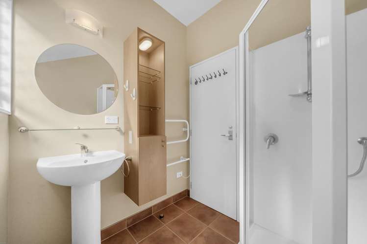 11 Kirikiri Lane East Tamaki_6