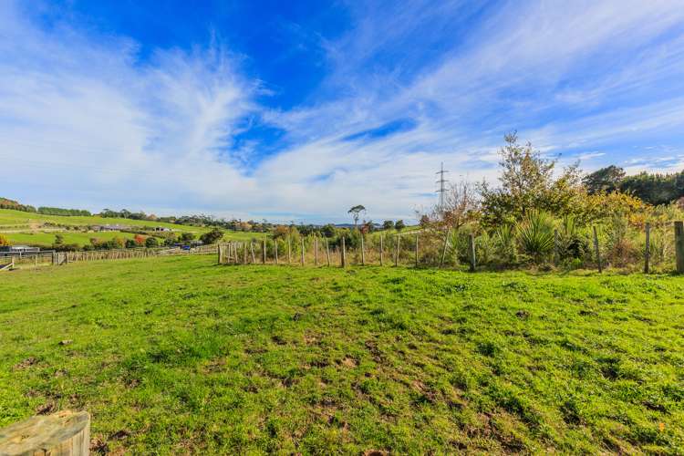 53 Follies Way Dairy Flat_7