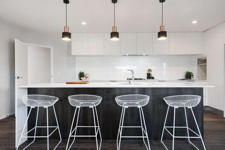 1 Condor Crescent Waiwhakaiho_4