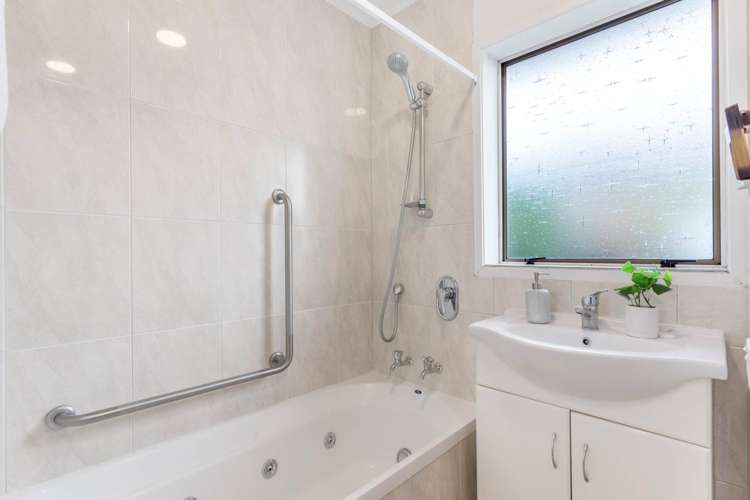 2/15 Copley Street New Lynn_9