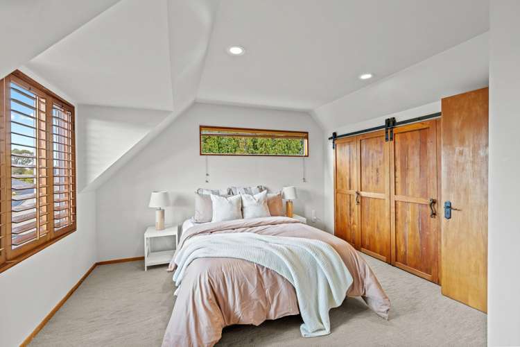 2/151 Idris Road Strowan_12