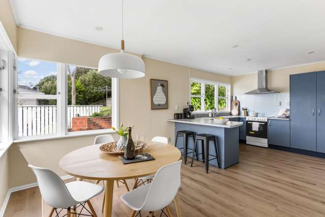 45 Bracken Road Paparangi_3