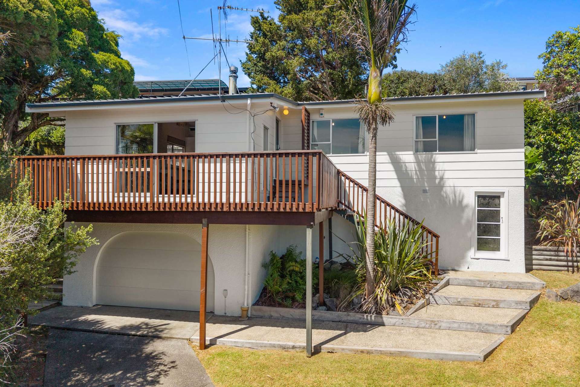 10 Telstar Place Beach Haven_0